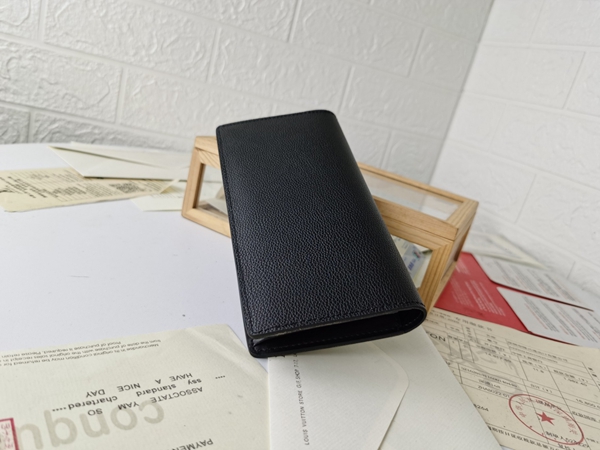 LVコピーウォレット側面デザイン